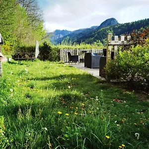 les-camelias-le-mont-dore.hotels-rhonealpes.com/