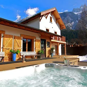 mont-blanc-spa-chalet.hotels-rhonealpes.com/