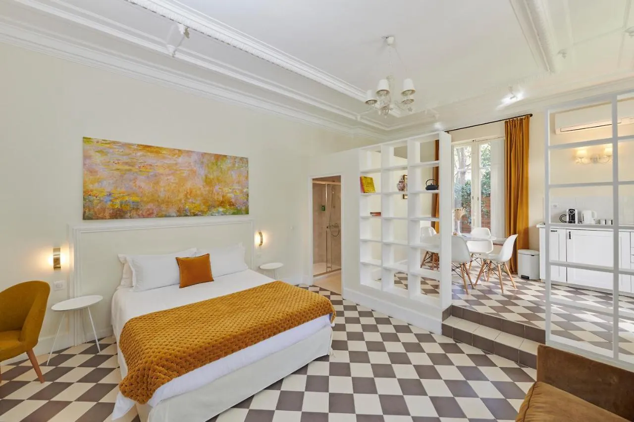 Boutique Hotel Chateau Beaupin Restaurant & Wellness Marseille 0*,
