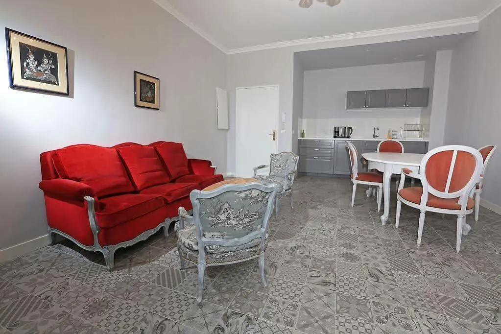 Boutique Hotel Chateau Beaupin Restaurant & Wellness Marseille